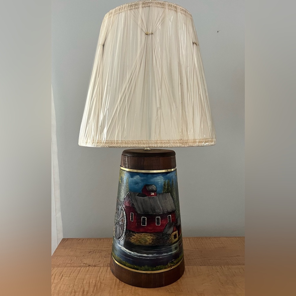 VTG Toleware Painted Table Lamp Wagon Wheel Barn Barrel Shape Wood